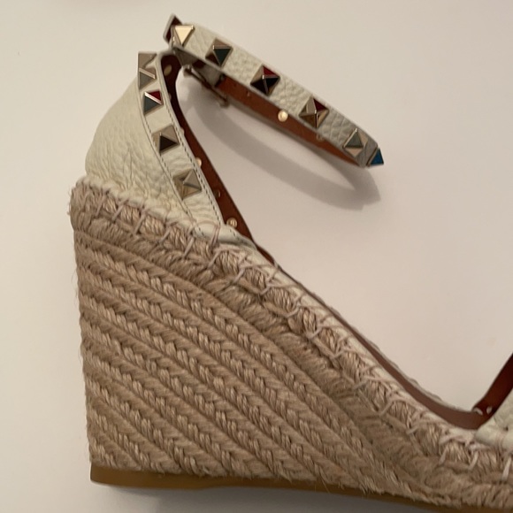 Valentino Rockstud Wedges Sandals Ivory Size 9 - Picture 10 of 14